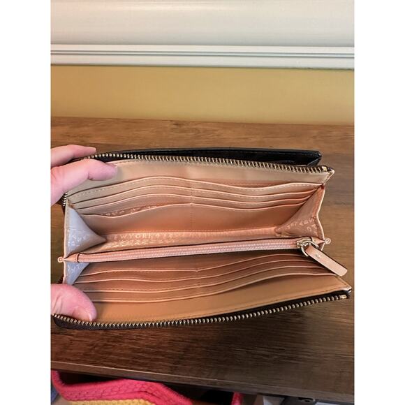Kate Spade Black long‎ zipper wallet 8"x4" - Picture 5 of 12